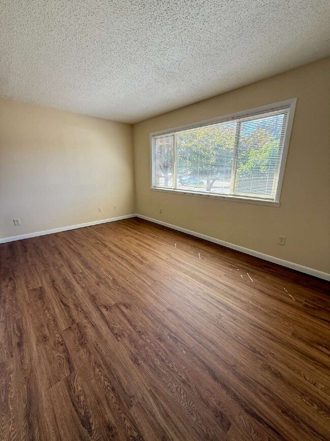 2169 Hwy 41 S-Unit -Unit 7 in Greenbrier, TN - Building Photo - Building Photo