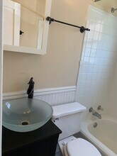 2810 Stratford Dr in Greensboro, NC - Building Photo - Building Photo