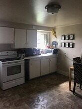 319 E Magnolia St in Bellingham, WA - Building Photo - Building Photo