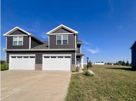 754 Sedgegrass Dr in Champaign, IL - Building Photo