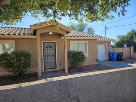 9628 N 13th St, Unit #2 in Phoenix, AZ - Building Photo