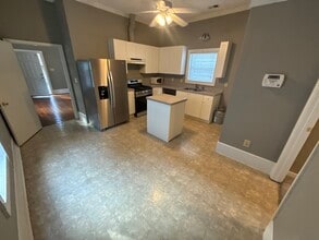 1003 Curran St NW in Atlanta, GA - Foto de edificio - Building Photo