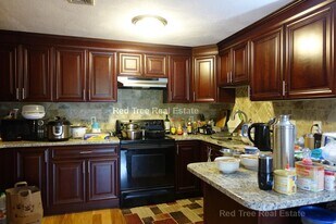 40 Townly Rd, Unit 3 in Watertown, MA - Building Photo