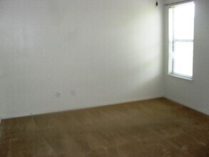 305 Janelle Dr, Unit A in Copperas Cove, TX - Building Photo - Building Photo