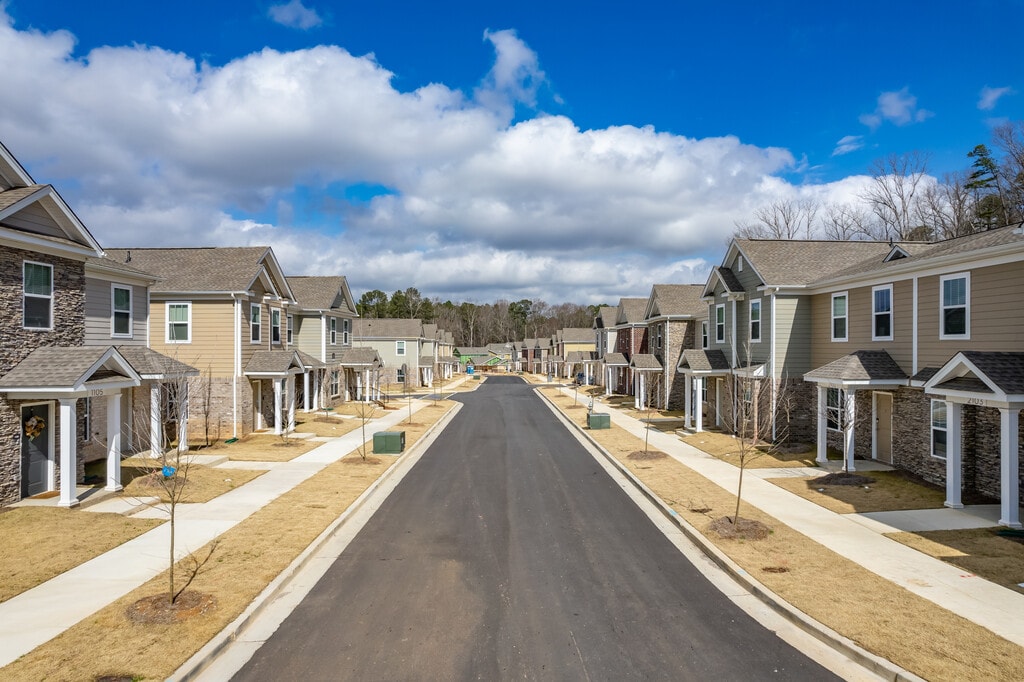Heritage Townhomes Lithonia, GA Apartments