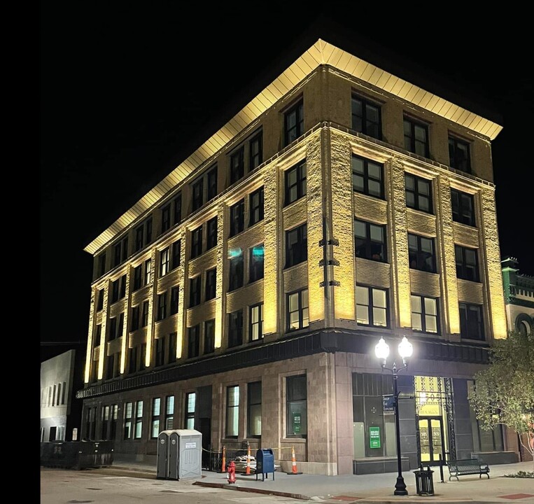 Lofts At 505 in Fremont, NE - Building Photo