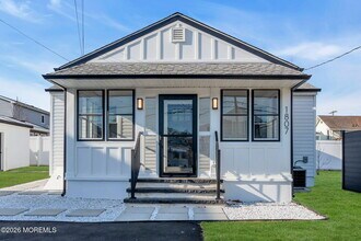 1807 Laurel Terrace in Belmar, NJ - Building Photo - Building Photo