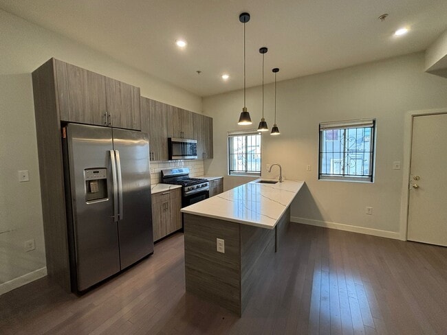 2431 N Hancock St, Unit B in Philadelphia, PA - Foto de edificio - Building Photo