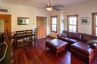 210 Prospect St, Unit 2 in Cambridge, MA - Foto de edificio - Building Photo