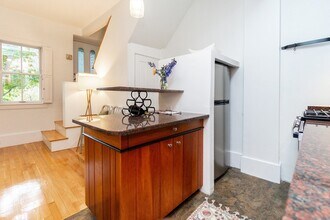 69 Walker St in Cambridge, MA - Foto de edificio - Building Photo