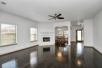 11010 Riggs Mill Ln in Richmond, TX - Building Photo - Building Photo