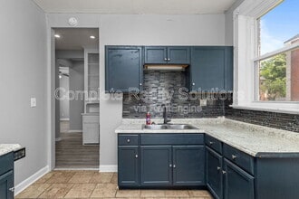 5866 Etzel Ave in St. Louis, MO - Building Photo - Building Photo