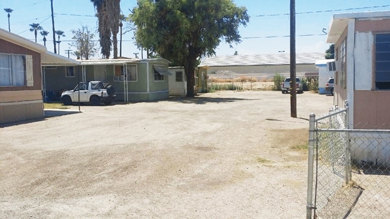 Desert Gem Mobile Home Park in Blythe, CA - Building Photo