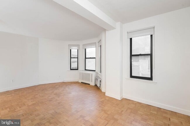 property at 1218 Walnut St