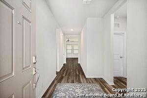 6911 Stout Wy in Converse, TX - Building Photo - Building Photo