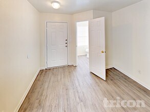 9939 Amber Breeze in San Antonio, TX - Building Photo - Building Photo