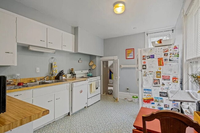 514 Crescent St NE in Grand Rapids, MI - Building Photo - Building Photo