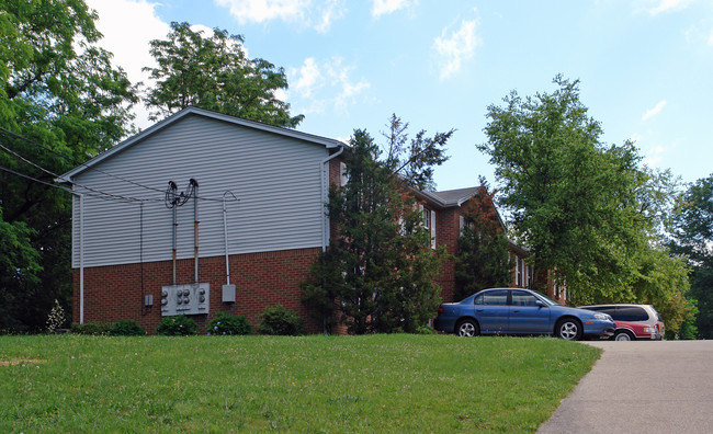 183-213 Short May St in Erlanger, KY - Foto de edificio - Building Photo