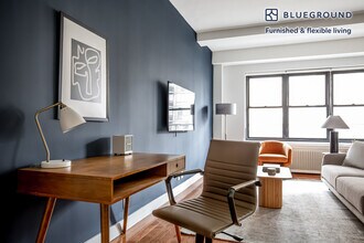 400 E 57th St in New York, NY - Building Photo - Building Photo