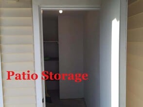 127 Camphor Cir, Unit 127 B Camphor Circle in Oldsmar, FL - Building Photo - Building Photo