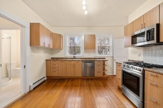 50 Kenwood St, Unit 1 in Brookline, MA - Building Photo - Building Photo