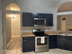 2084 Presidio Dr in Mount Pleasant, SC - Foto de edificio - Building Photo