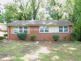 3016 Myra St in Winston-Salem, NC - Building Photo