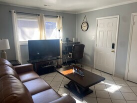 810 Clarendon St in Durham, NC - Building Photo