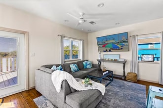 14204 Miramar Dr in Galveston, TX - Building Photo - Building Photo