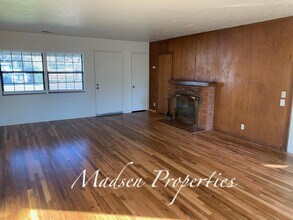 133 Terrace Dr in Chico, CA - Building Photo - Building Photo