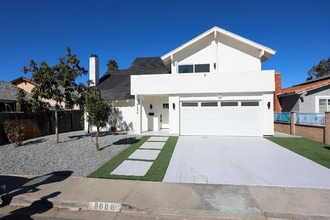 8686 Perseus Rd in San Diego, CA - Building Photo - Building Photo