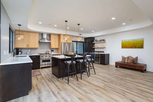 162 Avenida Florencia in San Clemente, CA - Building Photo - Building Photo