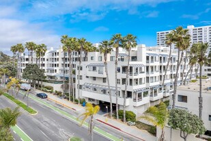 Sea Colony in Santa Monica, CA - Building Photo