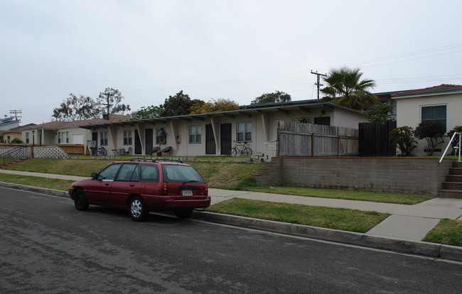 3719 Haines St in San Diego, CA - Building Photo - Building Photo