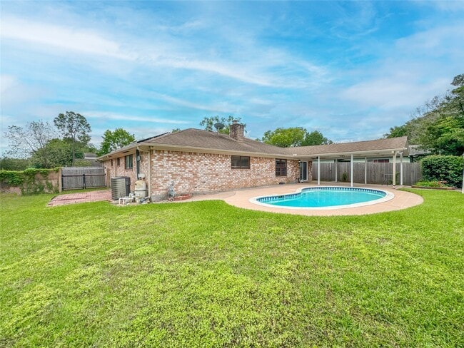 15002 Torry Pines Rd in Houston, TX - Foto de edificio - Building Photo