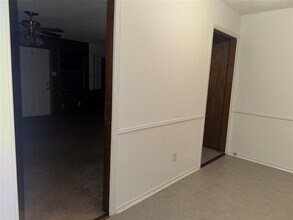 213 6th St N in Texas City, TX - Building Photo - Building Photo