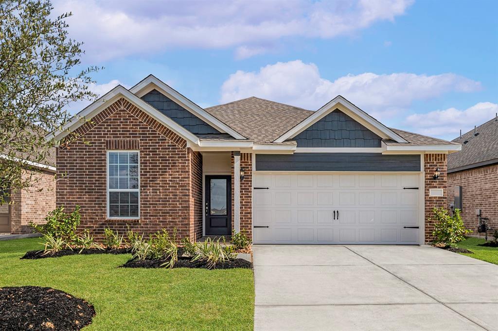 1139 Campside Dr in Beasley, TX - Building Photo