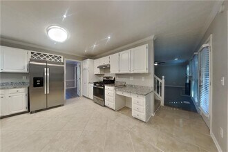 11090 Surrey Park Trail in Duluth, GA - Building Photo - Building Photo