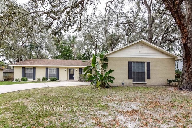 property at 5208 Cumberland Dr