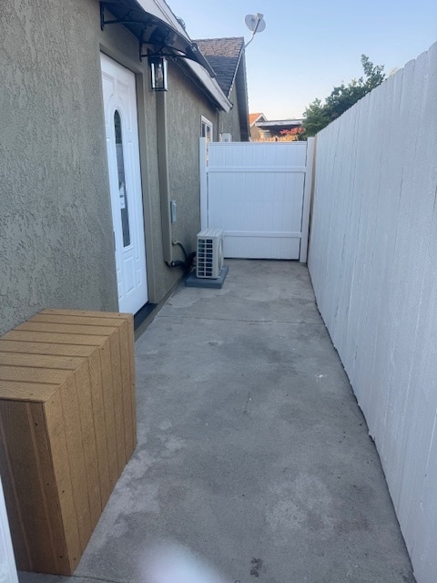 14192 Monterra Dr in Fontana, CA - Building Photo - Building Photo