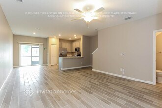 13304 Shore Grass Dr in Jacksonville, FL - Building Photo - Building Photo