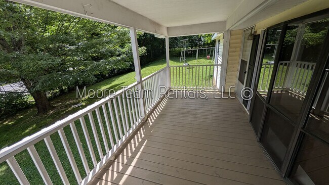 5399 Greenville Hwy in Zirconia, NC - Building Photo - Building Photo