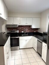 25 Lionel Ave in Waltham, MA - Foto de edificio - Building Photo