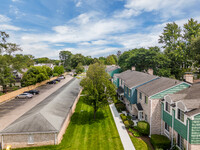 Edgewood Court North in Birmingham, MI - Foto de edificio - Building Photo