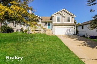 17614 W 111th Terrace in Olathe, KS - Building Photo