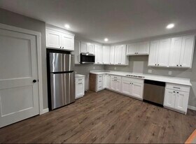 1771 Old Stage Rd, Unit 2 in Decorah, IA - Building Photo