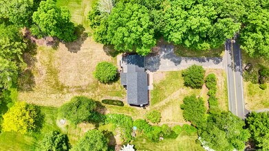 890 Copper Hill Rd in Suffield, CT - Building Photo - Building Photo