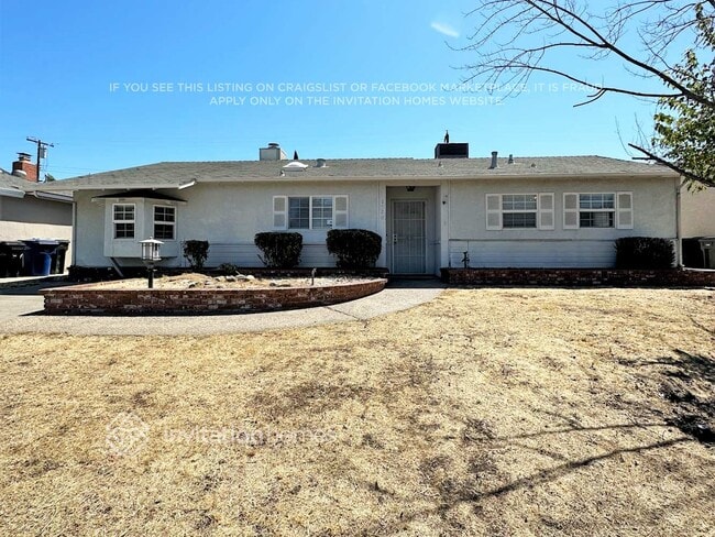 1520 Gladstone Dr in Sacramento, CA - Building Photo - Building Photo