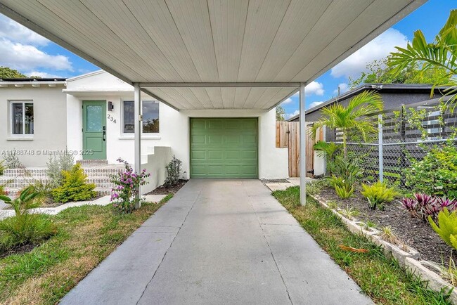 234 NW 45th St in Miami, FL - Building Photo - Building Photo