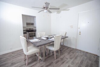 Premier Apartments LLC in North Hollywood, CA - Building Photo - Building Photo